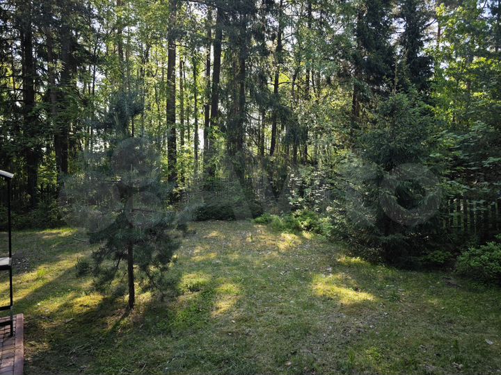 Дом 42 м² на участке 5 сот.