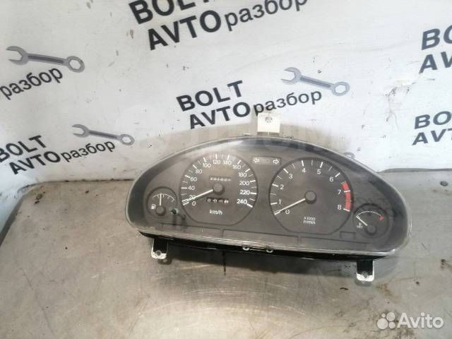 Щиток приборов Mitsubishi Carisma DA1A