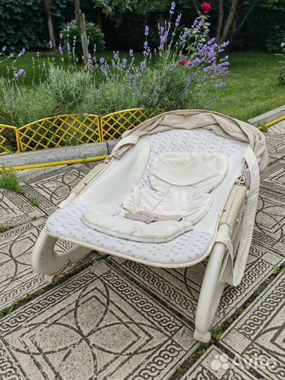 Шезлонг детский