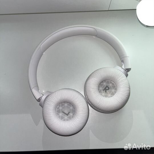 Наушники JBL Tune 520BT White