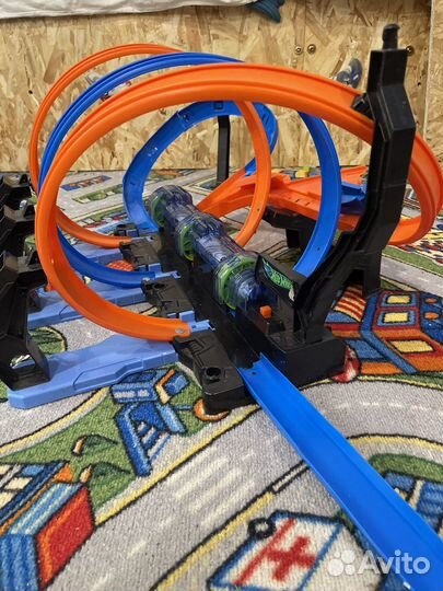 Трасса Hot Wheels