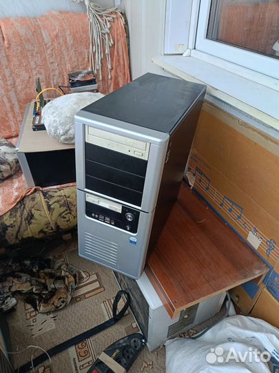 Компьютер системный блок