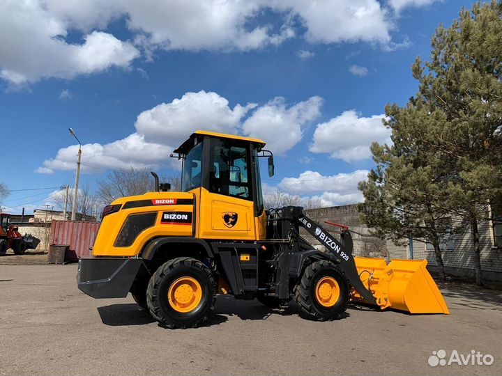 Фронтальный погрузчик BIZON 920, 2023