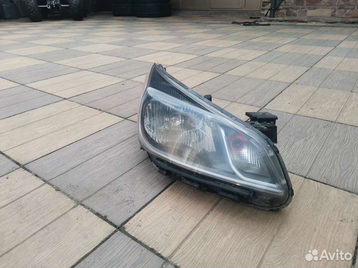 Фара передняя правая kia rio 4 X-line