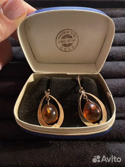 Золотые серьги с янтарем СССР