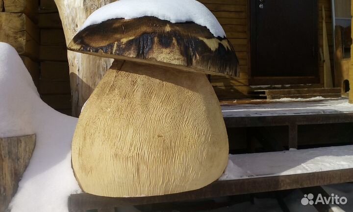 Гриб из дерева