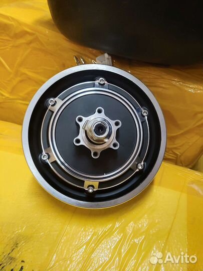 Мотор колесо на Kugoo M4