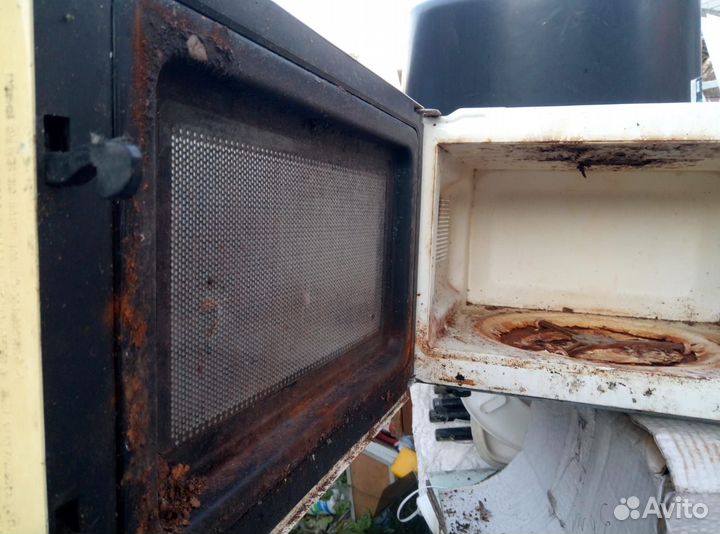 Микроволновка mystery MMW-1705 1200Вт.на запчасти