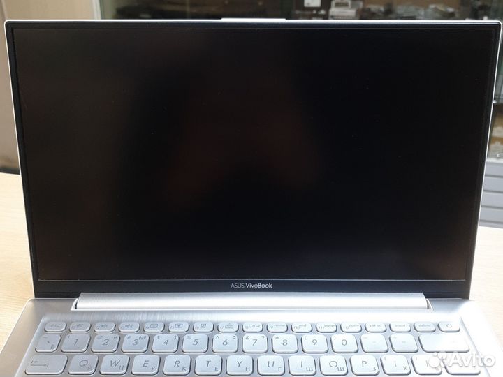 Ноутбук Asus VivoBook s330u