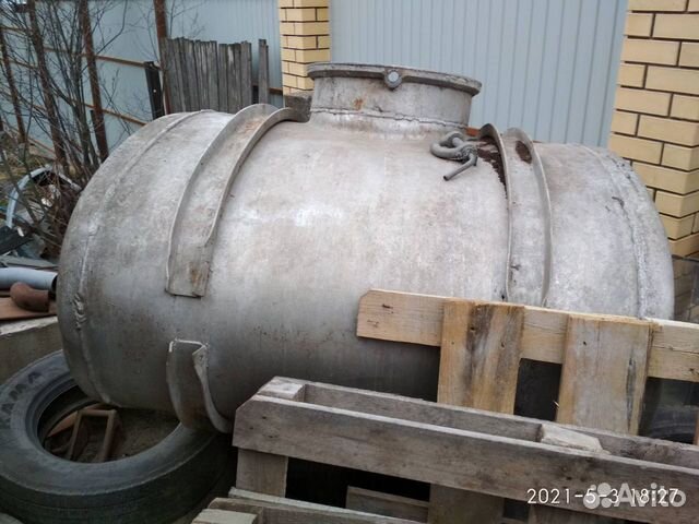 Емкость алюминиевая