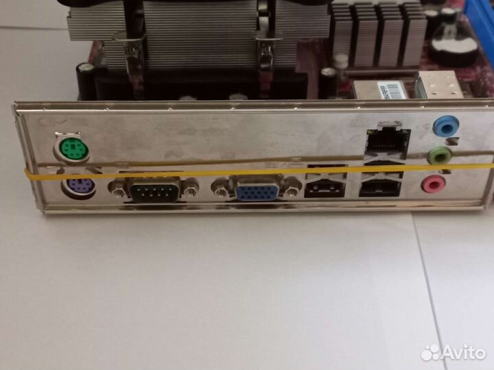 Комплект на 775 + плата на amd