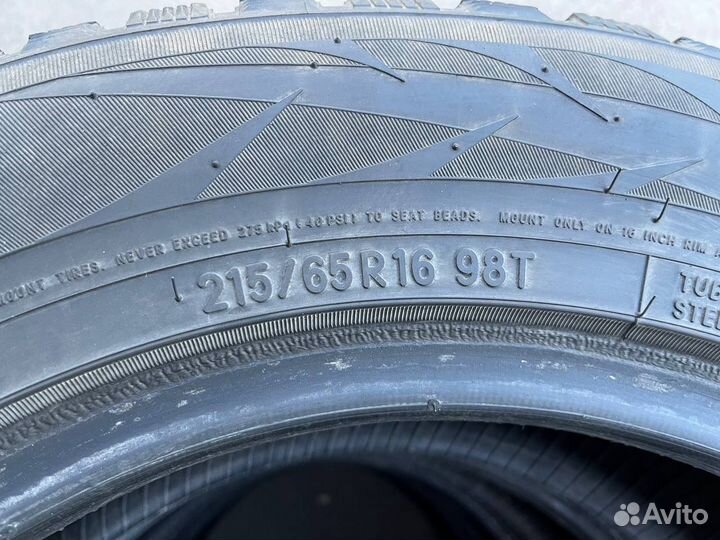Toyo Observe G3-Ice 215/65 R16 98T