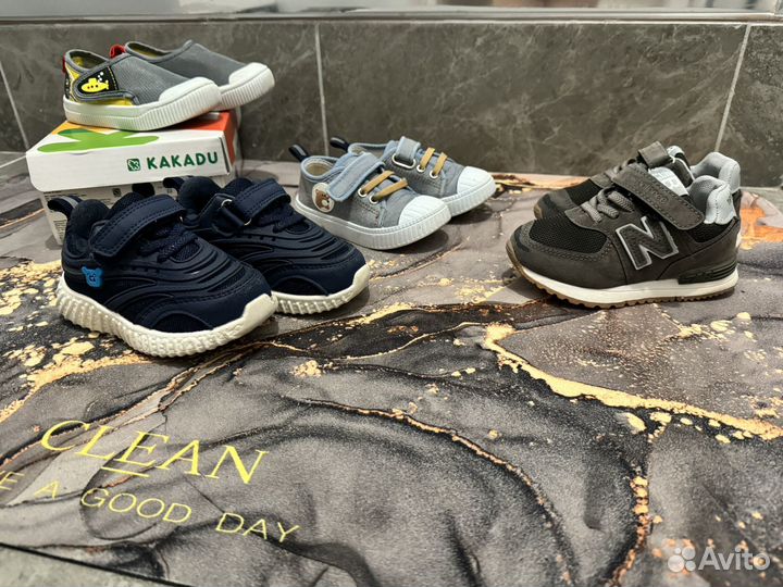 Обувь детская 21-22 размер (кроссовки, кеды)