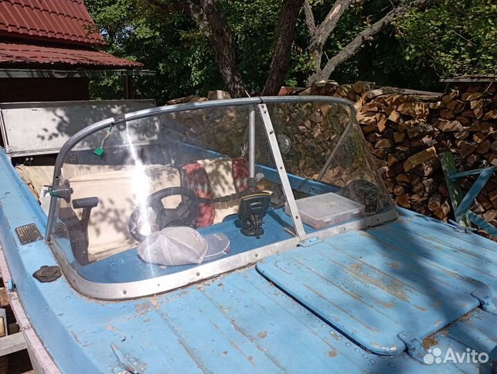 Стекло для лодки Казанка 5м3