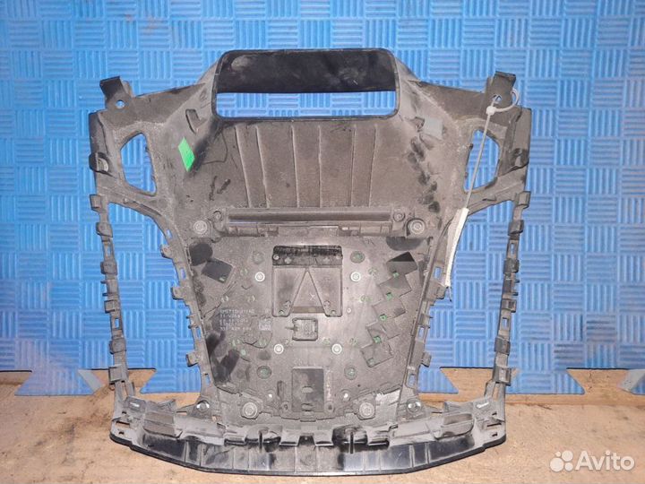 Панель управления магнитолой Ford Focus III (2011—