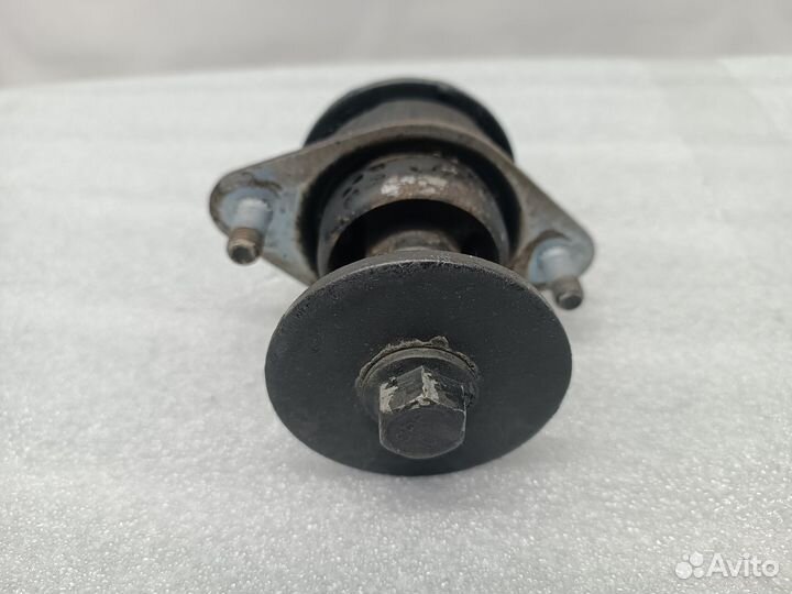 Подушка рамы Jeep Wrangler