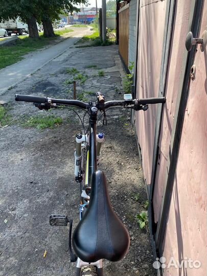 Продам велосипед GT