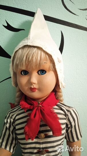 Кукла (пластик)