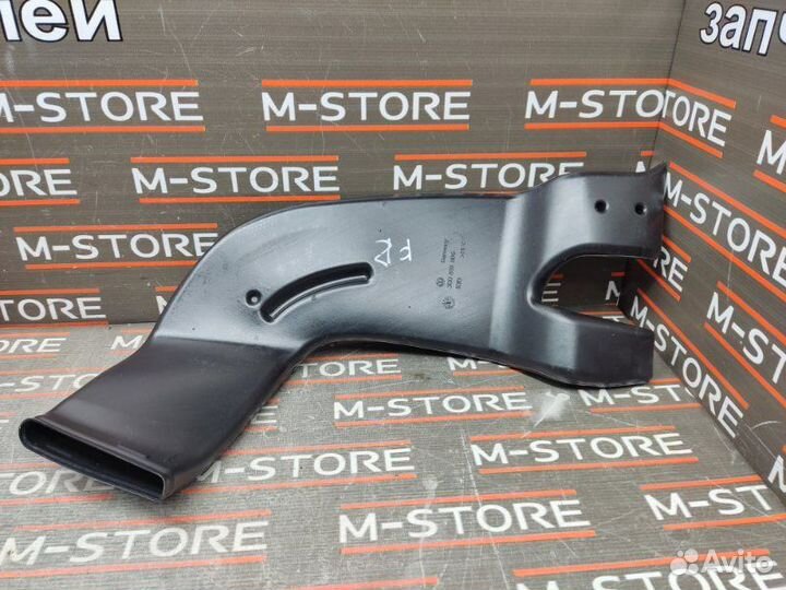 Воздуховод печки передний правый Volkswagen Passat