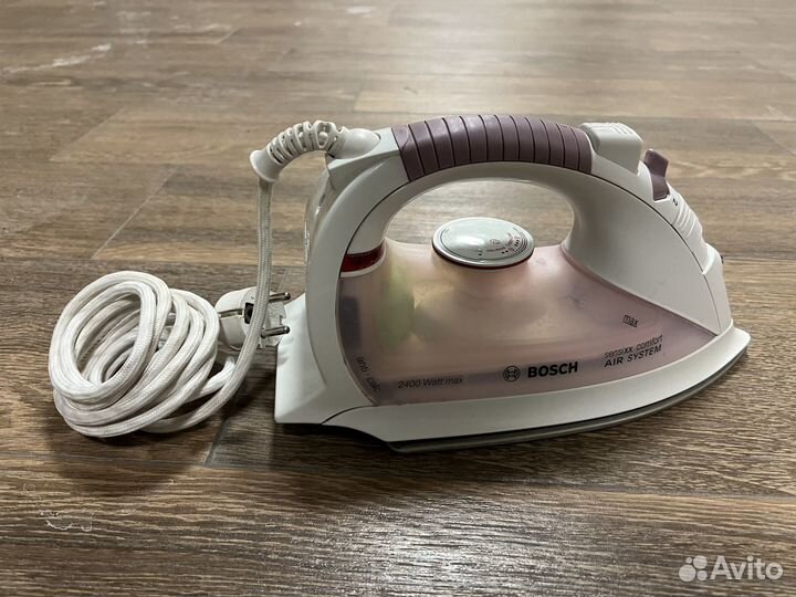 Утюг Bosch Sensixx Comfort TDA8319