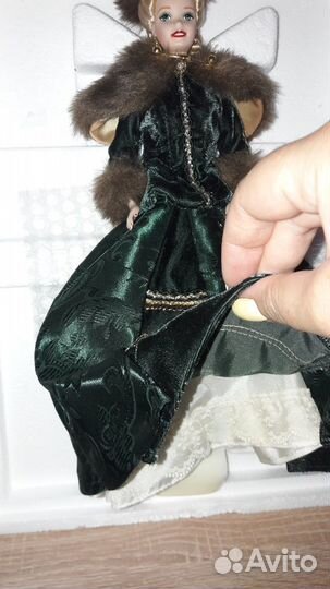 Holiday Caroler Barbie Doll, 1996