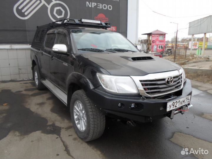 Передний силовой бампер Тойота Хайлюкс Виго 2006