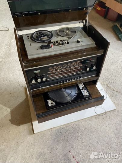 Музыкальный центр Романтика 106