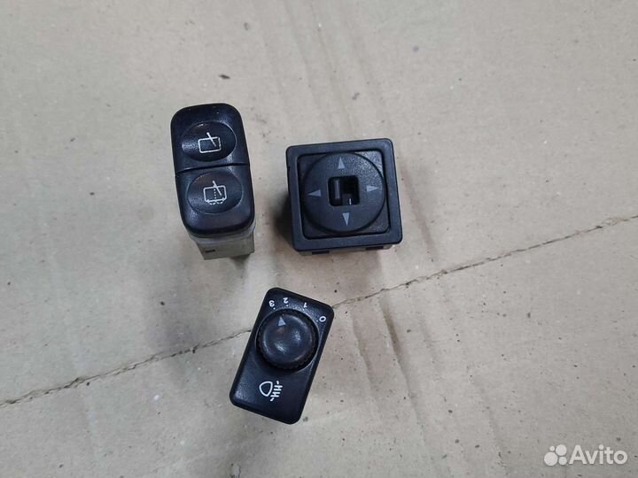 Кнопка Kia Sportage 1 Киа спортэж