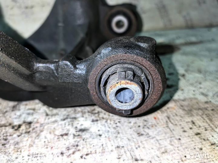 Кулак поворотный задний Mazda 3 BN мазда