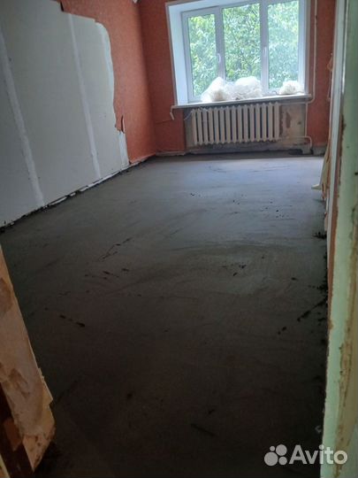 Бригада строителей