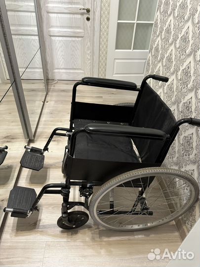 Инвалидная коляска складная бу