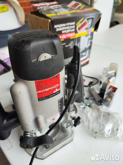 Фрезерный станок по дереву ручной