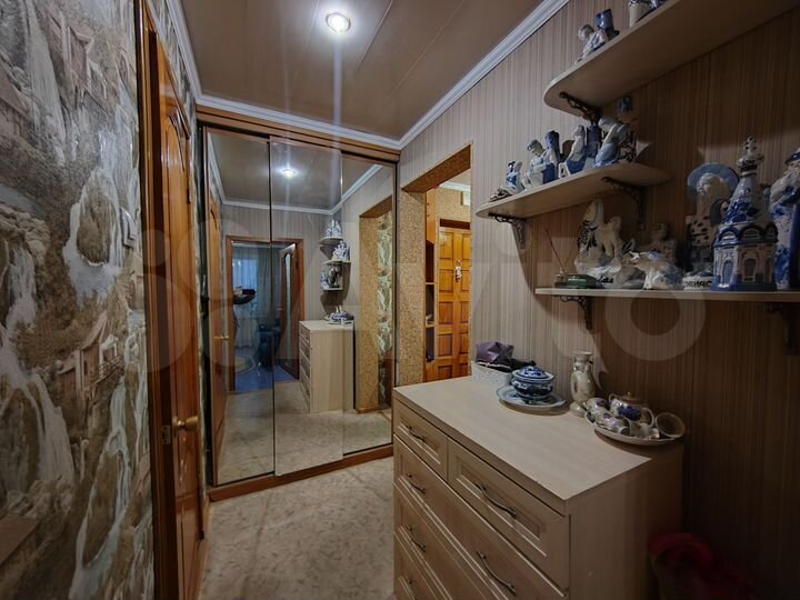 2-к. квартира, 53 м², 4/5 эт.