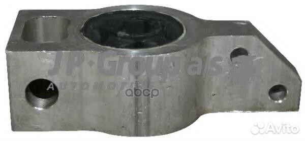 Сайлентблок рычага подвески прав/лев 111790