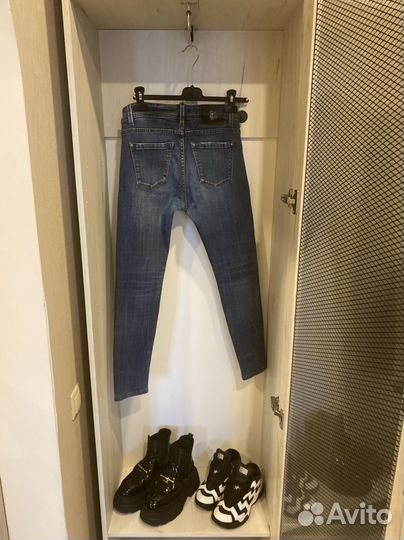 Джинсы женские