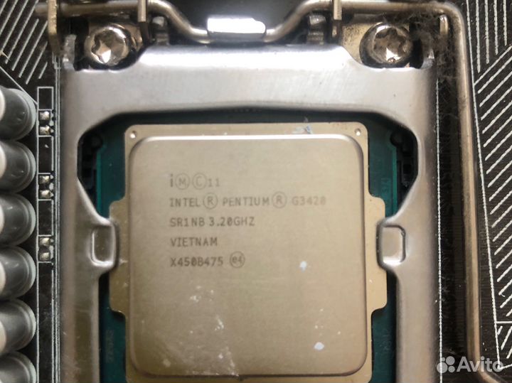 Материнская плата Asus H97M-E