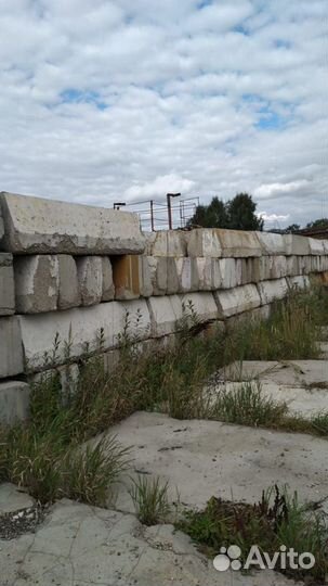 Фундаментный блок усечённый бу