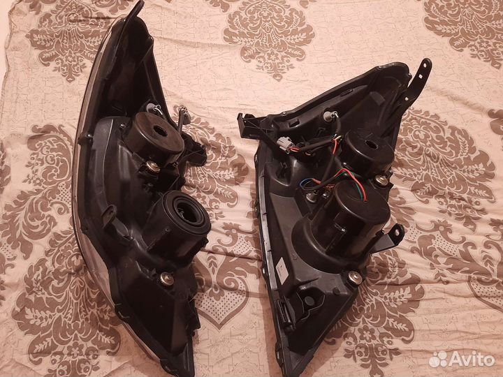 Фары Lexus gx470