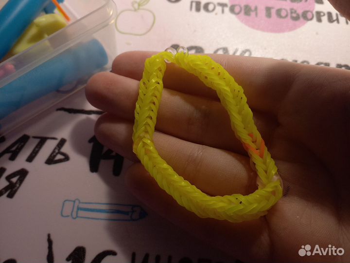 Браслет из феничек