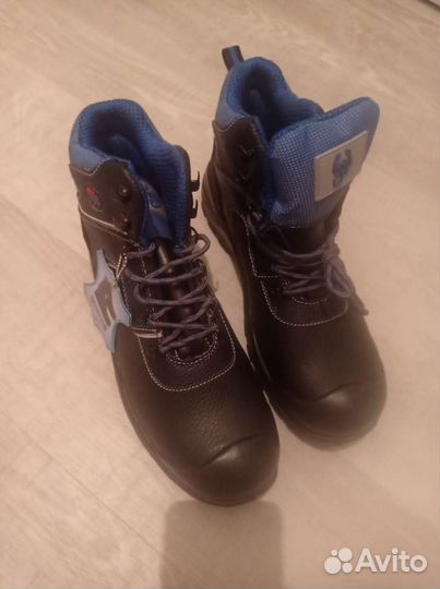 Ботинки мужские 43 размер новые оригинал на весну
