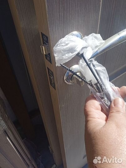 Межкомнатные двери бу с коробкой 6 шт