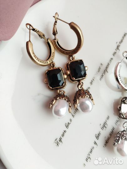 Серьги Alexander McQueen