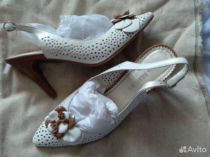 Новые женские шлепки