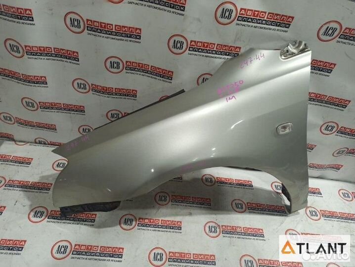 Крыло переднее левое toyota avensis