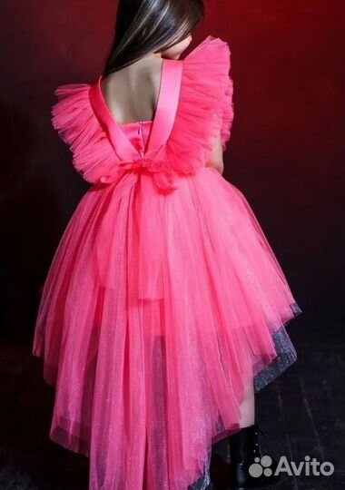 Детское нарядное платье 134-140