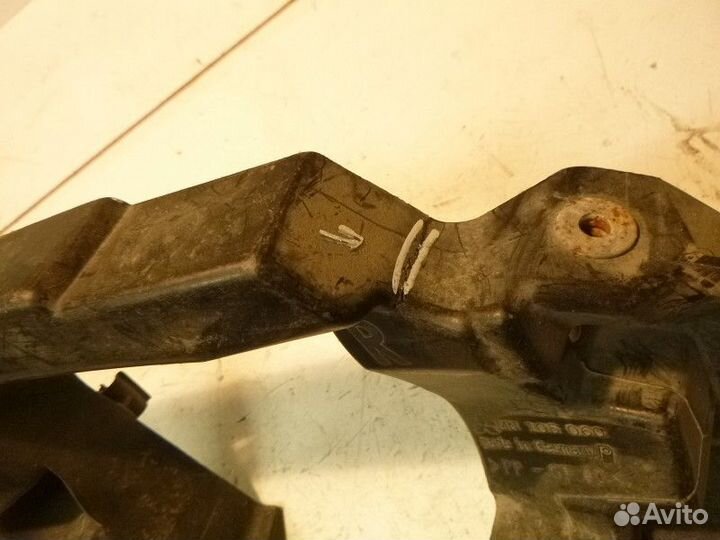 Кронштейн фары правый mitsubishi colt colt (Z3) 20