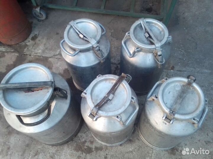 Фляга алюминиевая бу 40 л. И 25 л