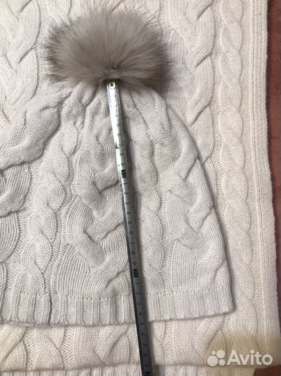 Шарф и шапка MaxMara