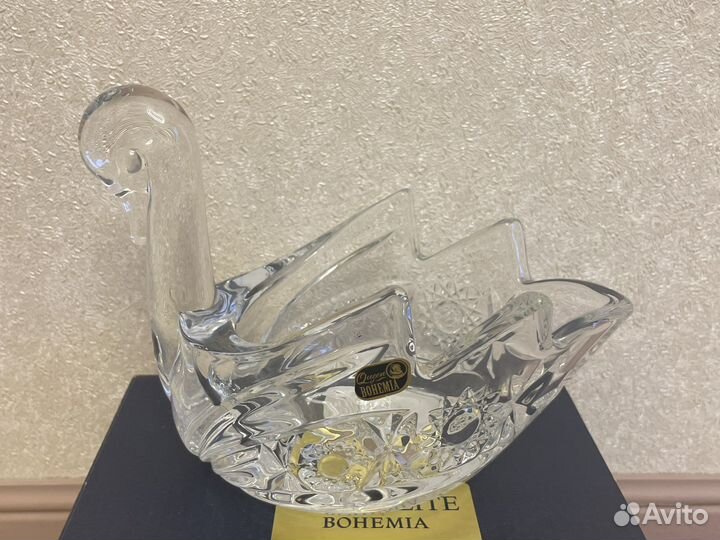 Ваза хрустальная