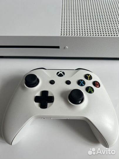 Xbox One s 1tb+много игр